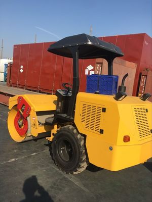 غلتک ارتعاشی جاده 50 هرتز غلتک ارتعاشی کامل هیدرولیک تک درام