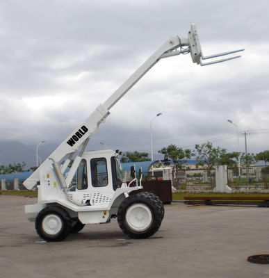 دسته تلسکوپی موتور دیزلی EPA 4 چرخ محرک لیفتراک 4WD تلسکوپی بار 2.5T