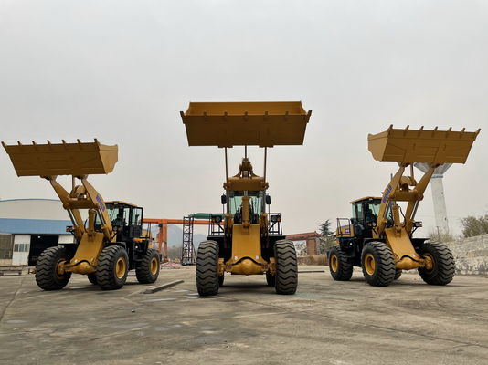2200r/min سرعت نامی لودر چرخ جلو 3.0-3.6m³ ظرفیت سطل